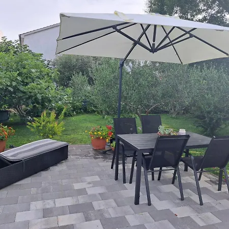 Noa's Garden Apartment Bibinje